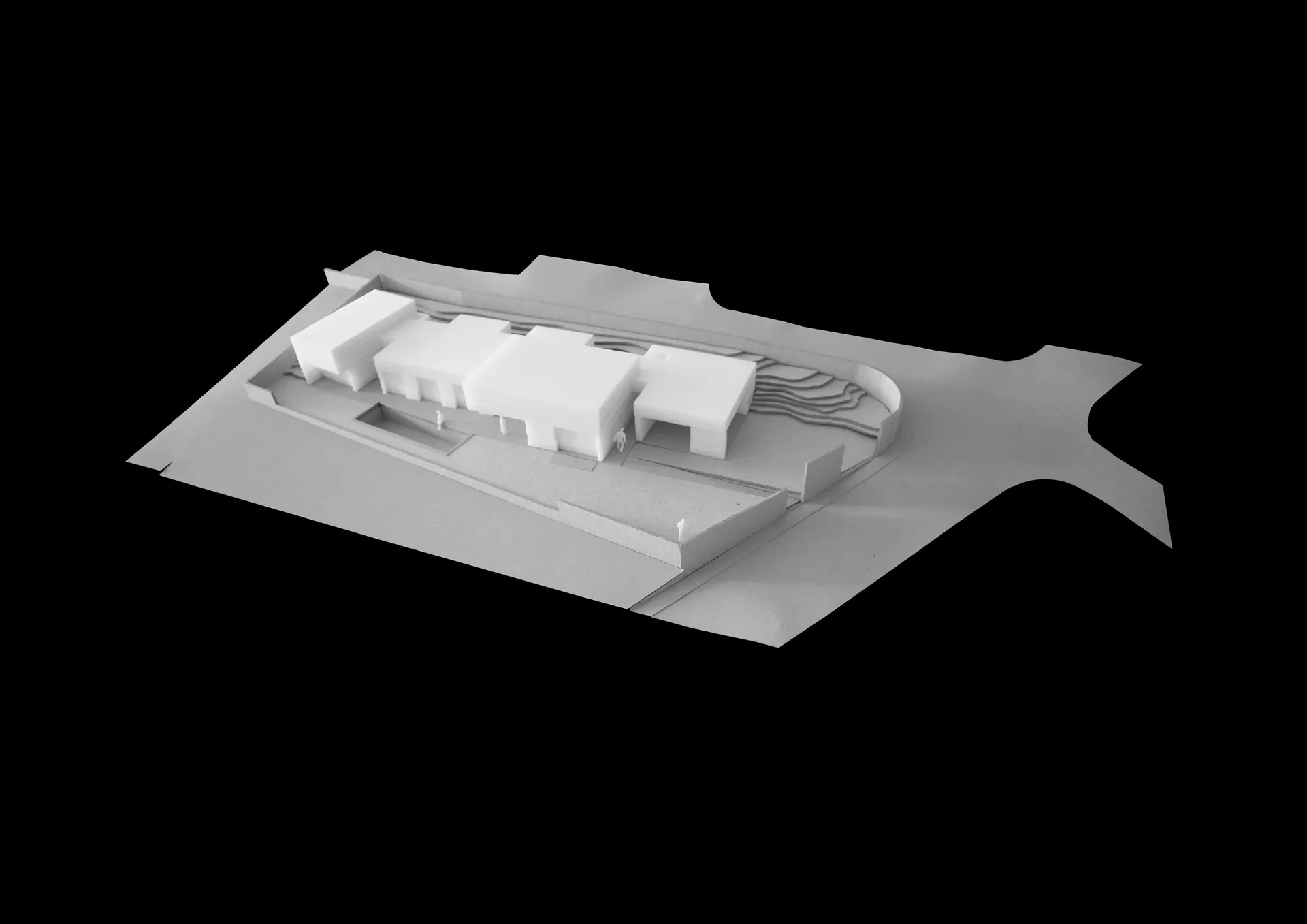 Maquete da Casa nos Saltos vista de nascente, com os volumes de alturas diferentes.