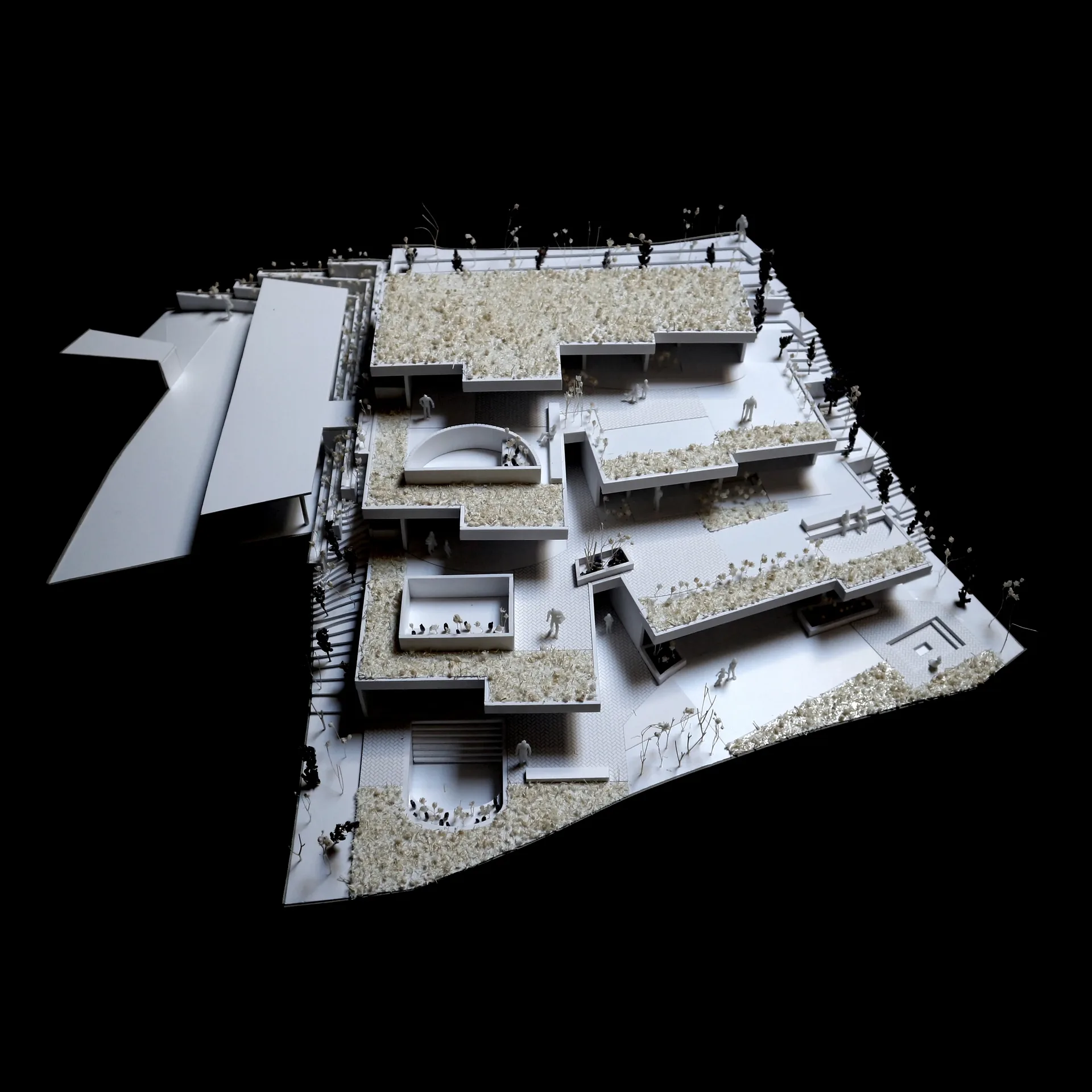 Maquete das Casas no Salão em vista aérea, com os pátios e as piscinas.